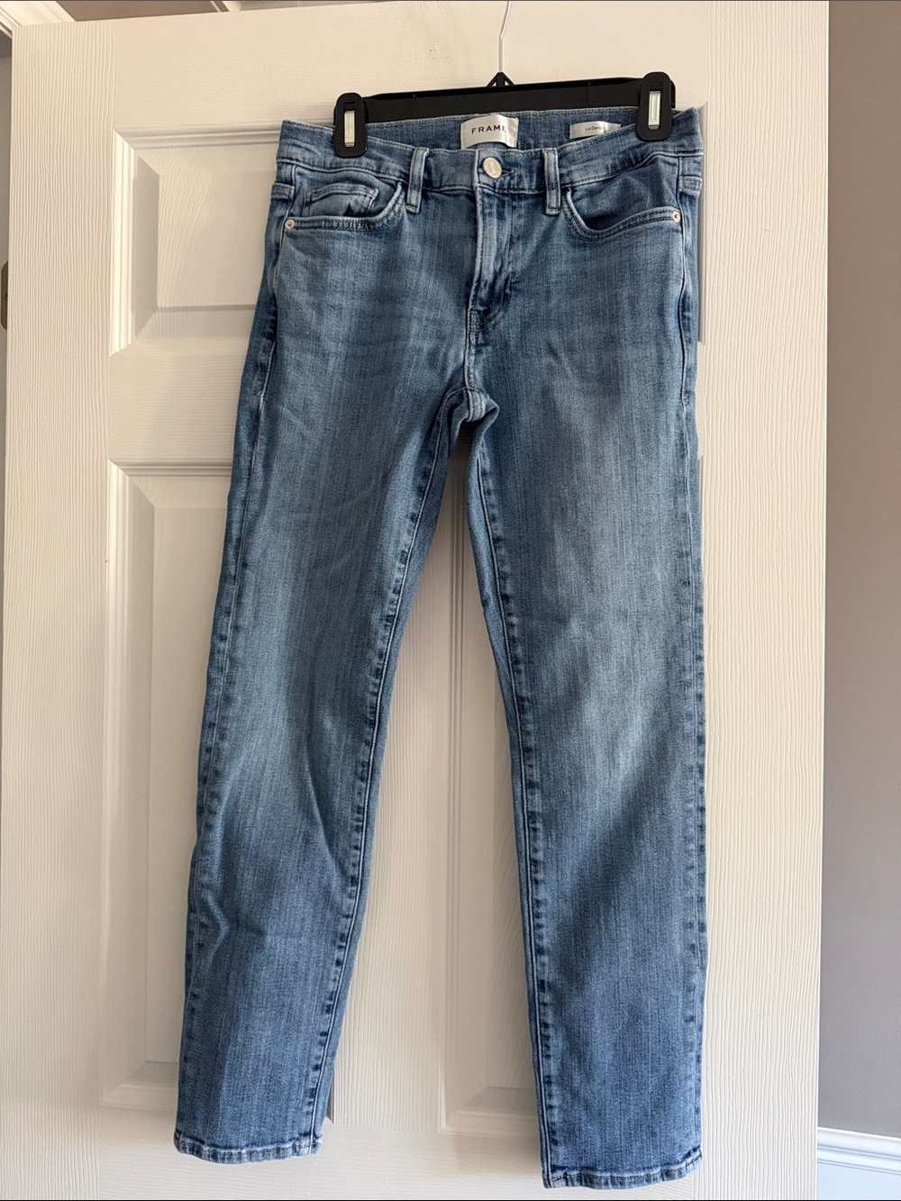 Frame Boyfriend Jeans in Light Blue
